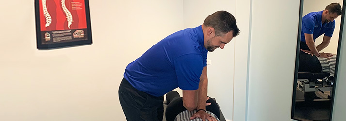 Chiropractor Walker MI Dan Hungerford Chiropractic Adjustment